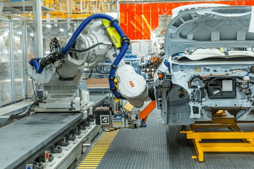 上半年國產(chǎn)新能源質(zhì)量排行 嵐圖成為領(lǐng)頭羊,深藍意外墊底